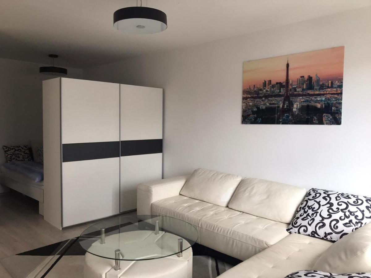 Apartment Vrbani Zagabria Esterno foto