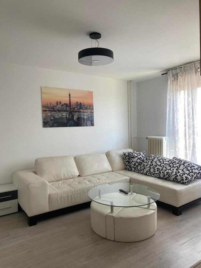 Apartment Vrbani Zagabria Esterno foto